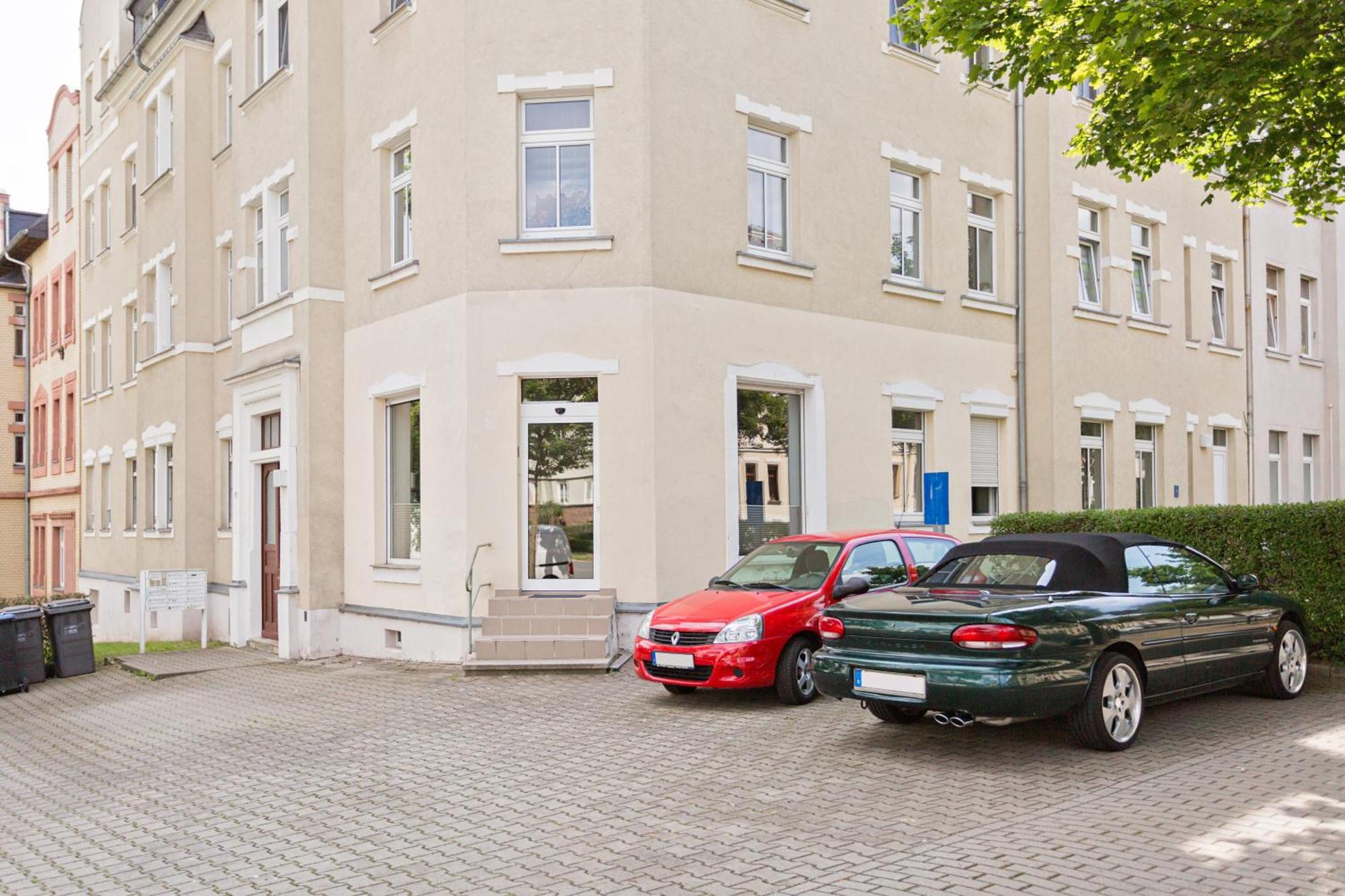 Doppelzimmer III Gaestezimmer In Unterkunft Mit Gemeinschaftsbad Und Gemeinschaftskueche Chemnitz Exteriör bild